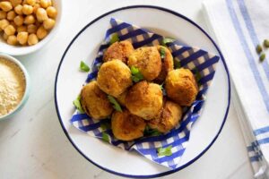 Piatto con polpette pronte
