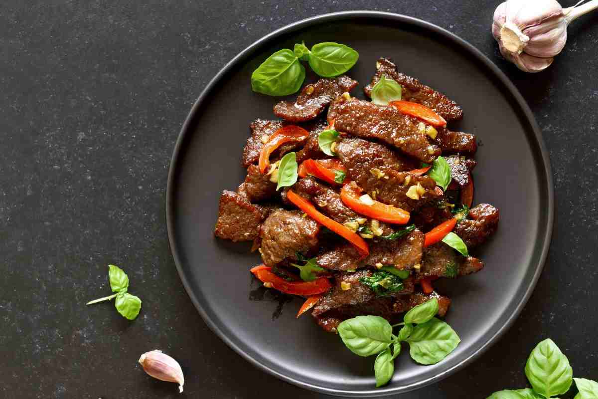 carne vegana con peperoni