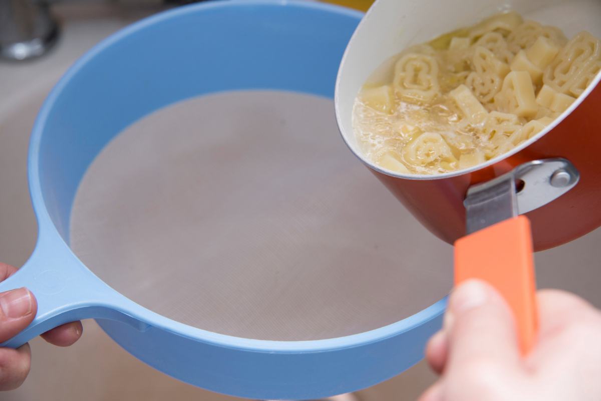 Scolare la pasta