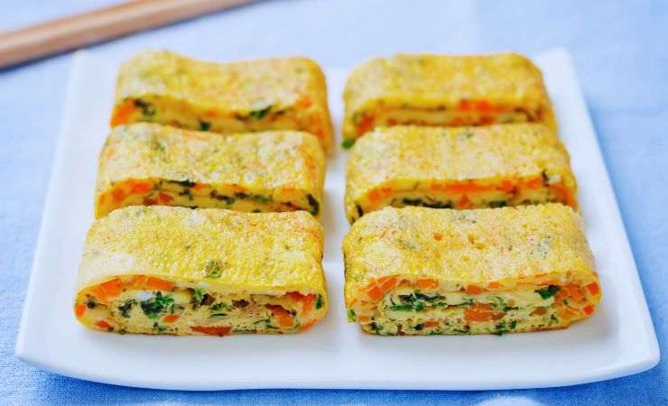 rotolo di verdure tagliato